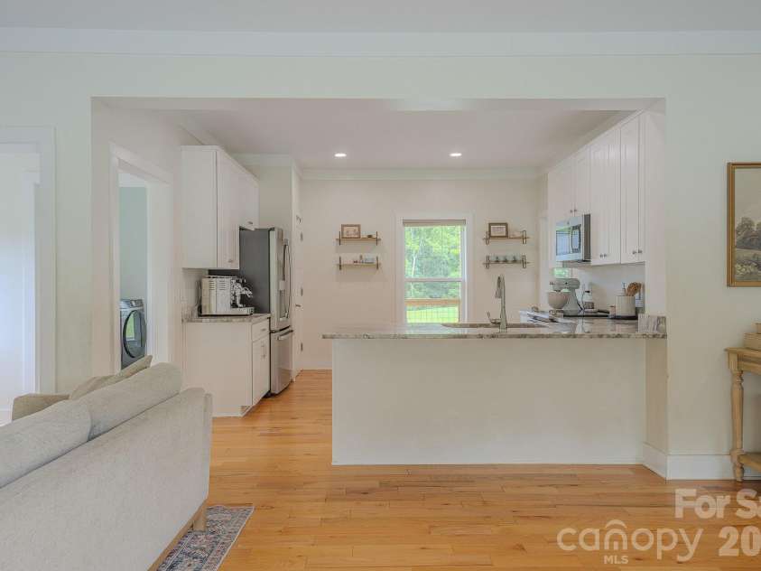 160 Ridge View Drive, Clyde, NC 28721.  MLS# CAR4411209, YatesRealty ID 41946. Kitchen