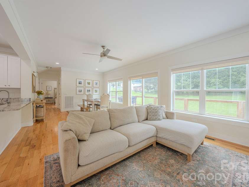 160 Ridge View Drive, Clyde, NC 28721.  MLS# CAR4411209, YatesRealty ID 41946. Living room