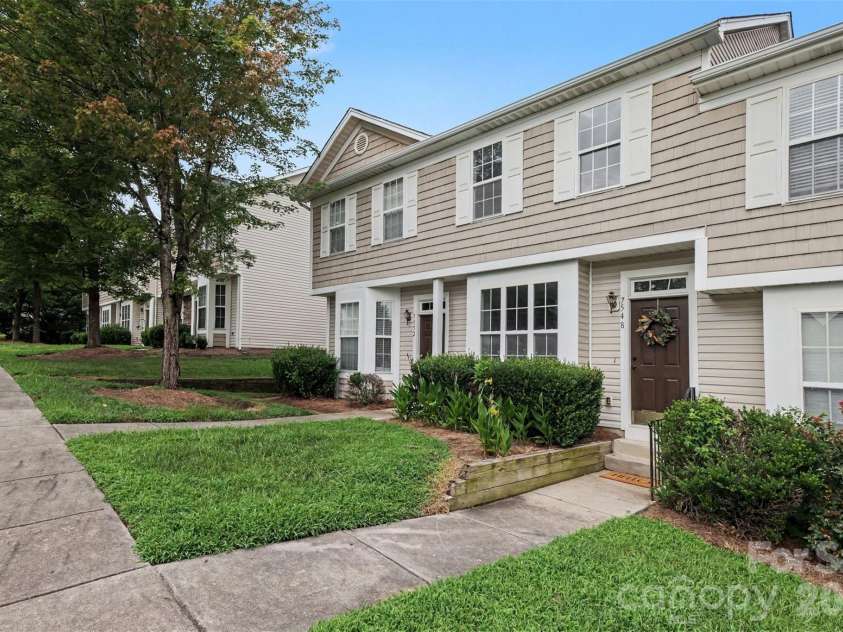 7548 Silver Arrow Drive, Charlotte, NC 28273.  MLS# CAR4408146, YatesRealty ID 41948. 