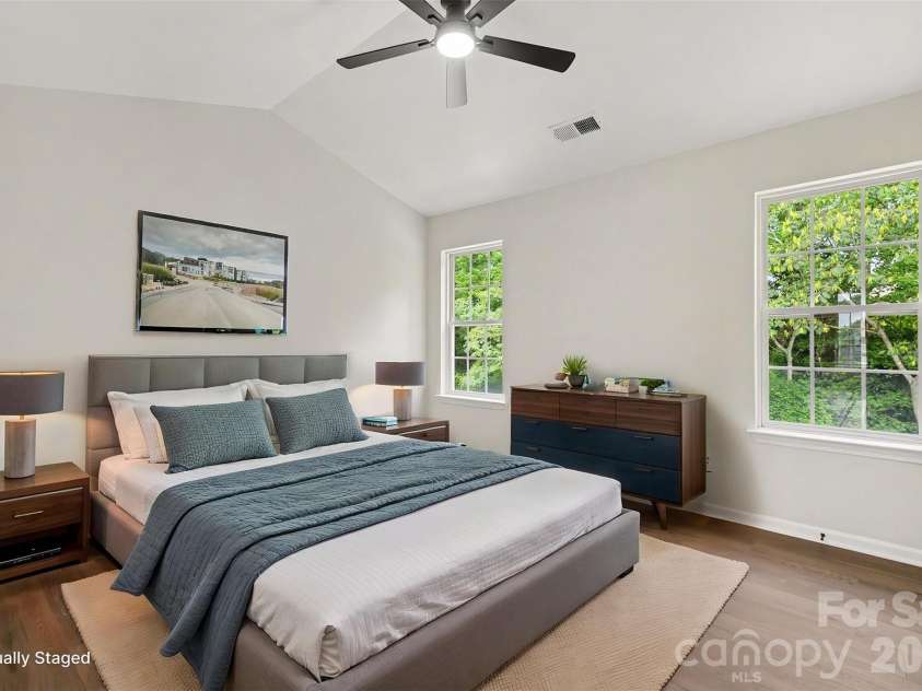 7548 Silver Arrow Drive, Charlotte, NC 28273.  MLS# CAR4408146, YatesRealty ID 41948. Primary Bedroom