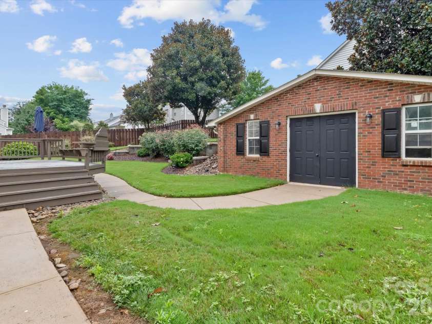 9407 Hillston Ridge Road, Huntersville, NC 28078.  MLS# CAR4398846, YatesRealty ID 41949. Storage shed for multi purpose/flex space.