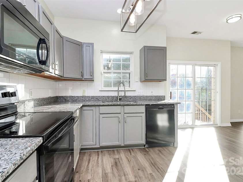 5323 Dewmorn Place, Charlotte, NC 28269.  MLS# CAR4224592, YatesRealty ID 4195. 