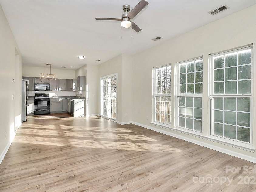 5323 Dewmorn Place, Charlotte, NC 28269.  MLS# CAR4224592, YatesRealty ID 4195. 