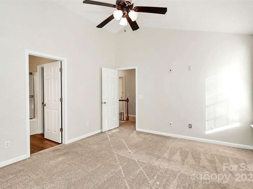 5323 Dewmorn Place, Charlotte, NC 28269.  MLS# CAR4224592, YatesRealty ID 4195. 