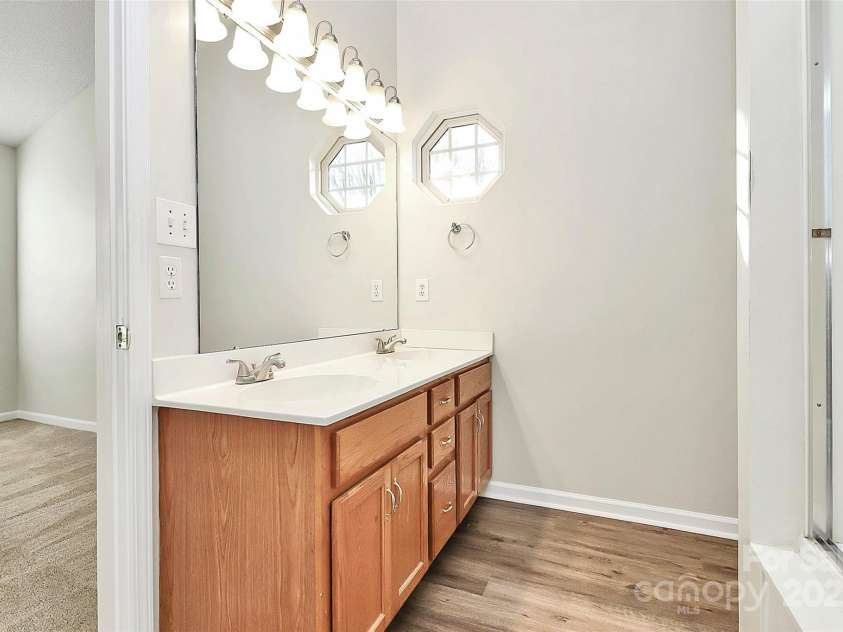 5323 Dewmorn Place, Charlotte, NC 28269.  MLS# CAR4224592, YatesRealty ID 4195. 