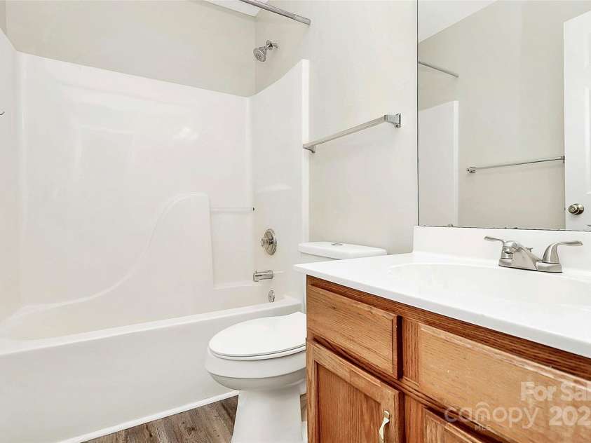 5323 Dewmorn Place, Charlotte, NC 28269.  MLS# CAR4224592, YatesRealty ID 4195. 