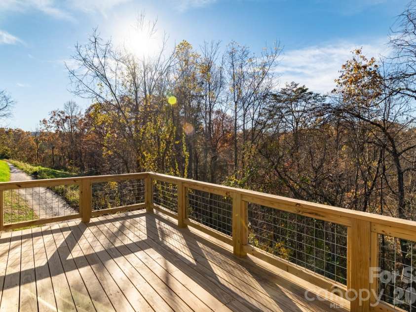 62 Upper Moffitt Road, Asheville, NC 28805.  MLS# CAR4319276, YatesRealty ID 4195. Back Deck