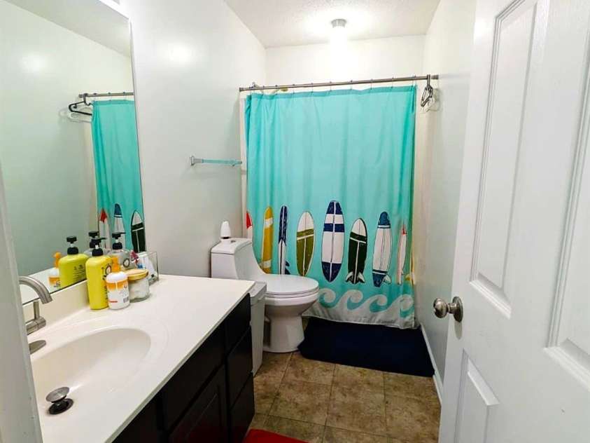 9026 Shenington Place, Charlotte, NC 28216.  MLS# CAR4406928, YatesRealty ID 41950. 