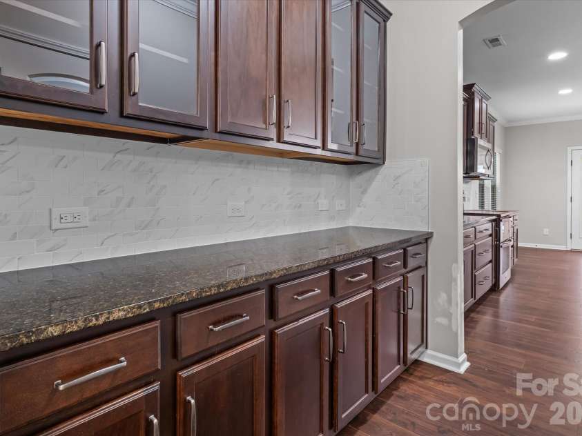 142 Fesperman Circle, Troutman, NC 28166.  MLS# CAR4405896, YatesRealty ID 41952. 