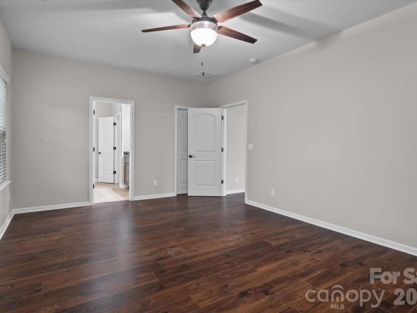 142 Fesperman Circle, Troutman, NC 28166.  MLS# CAR4405896, YatesRealty ID 41952. 