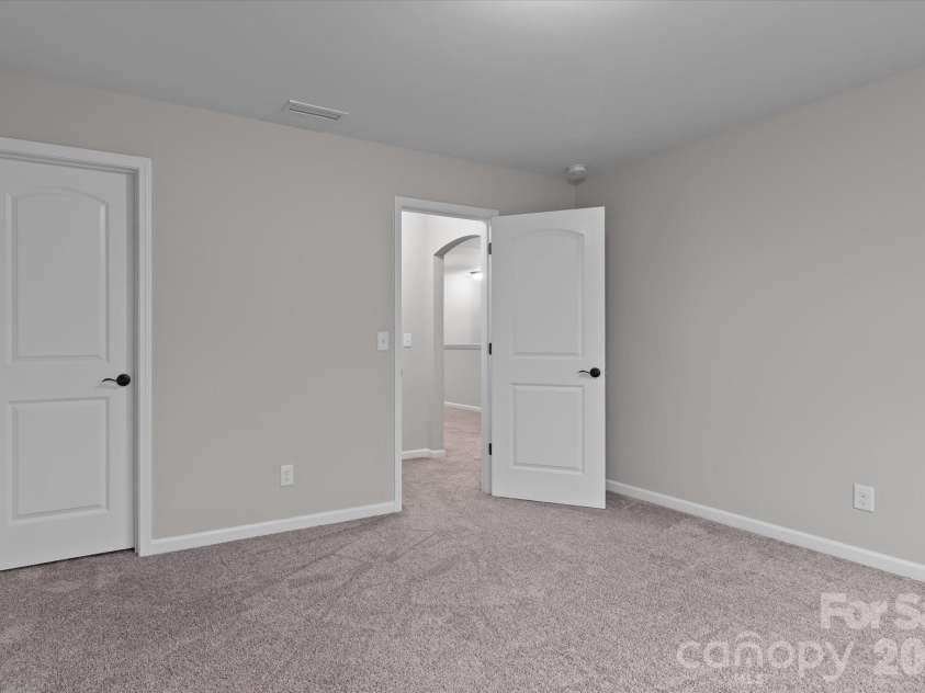 142 Fesperman Circle, Troutman, NC 28166.  MLS# CAR4405896, YatesRealty ID 41952. 