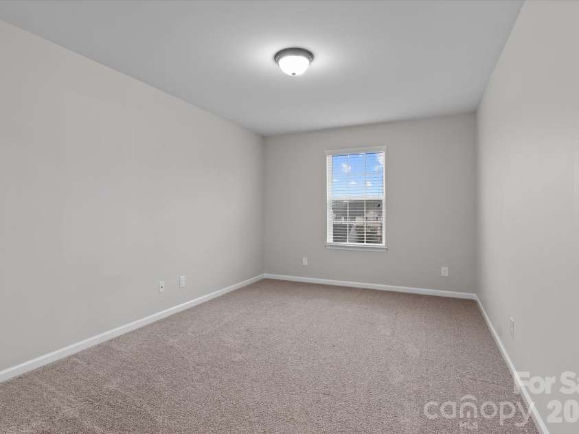 142 Fesperman Circle, Troutman, NC 28166.  MLS# CAR4405896, YatesRealty ID 41952. 
