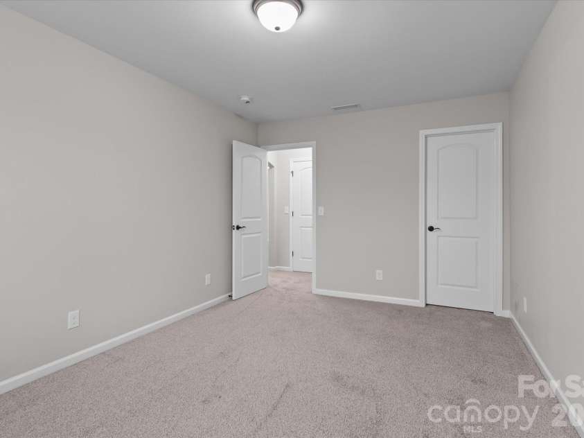 142 Fesperman Circle, Troutman, NC 28166.  MLS# CAR4405896, YatesRealty ID 41952. 