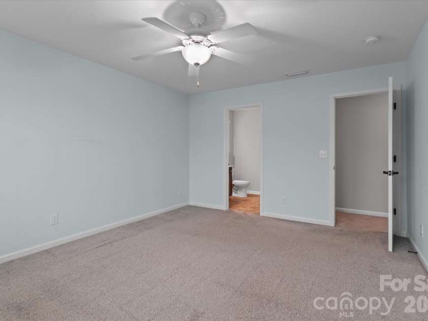 142 Fesperman Circle, Troutman, NC 28166.  MLS# CAR4405896, YatesRealty ID 41952. 