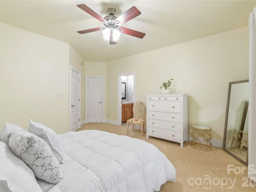 4812 Pimlico Lane, Waxhaw, NC 28173.  MLS# CAR4409540, YatesRealty ID 41953. 