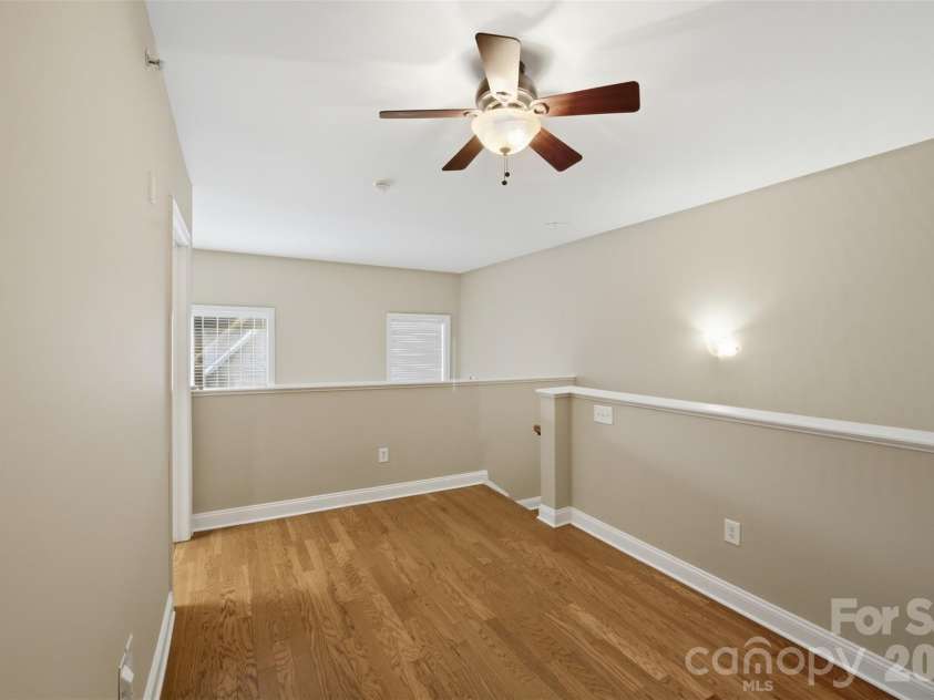 301 Tremont Avenue, Charlotte, NC 28203.  MLS# CAR4408269, YatesRealty ID 41955. 