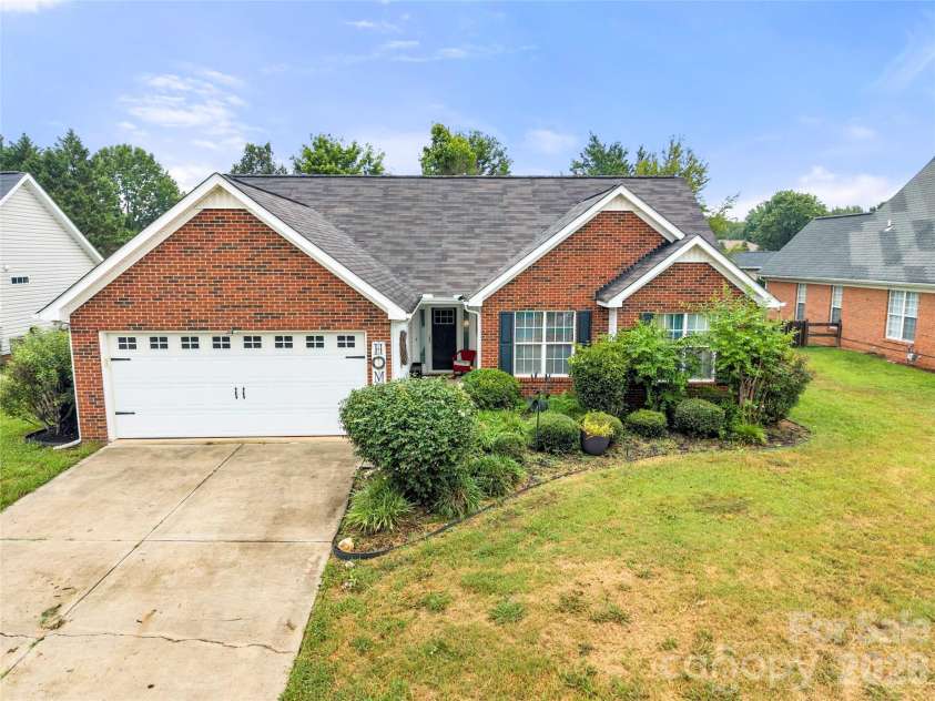 4614 Capstone Drive, Monroe, NC 28110.  MLS# CAR4404422, YatesRealty ID 41958. 