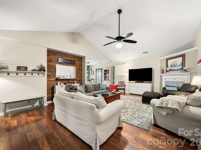 4614 Capstone Drive, Monroe, NC 28110.  MLS# CAR4404422, YatesRealty ID 41958. 
