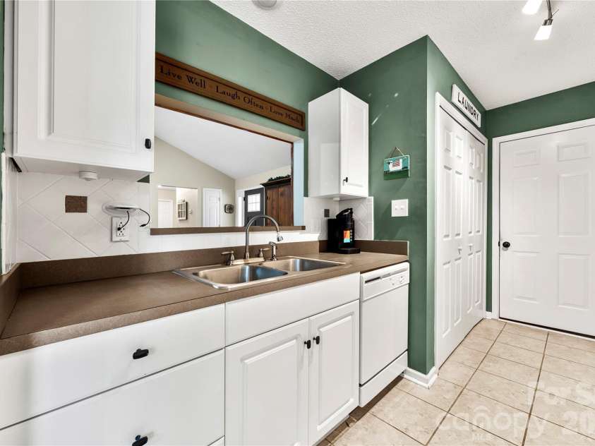 4614 Capstone Drive, Monroe, NC 28110.  MLS# CAR4404422, YatesRealty ID 41958. 