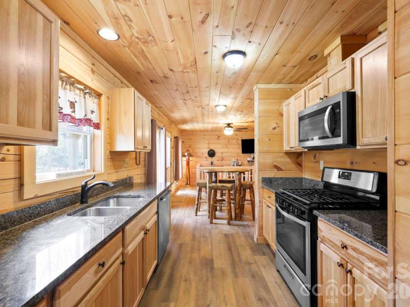 344 Wolf Trail, Lake Lure, NC 28746.  MLS# CAR4399531, YatesRealty ID 4196. 