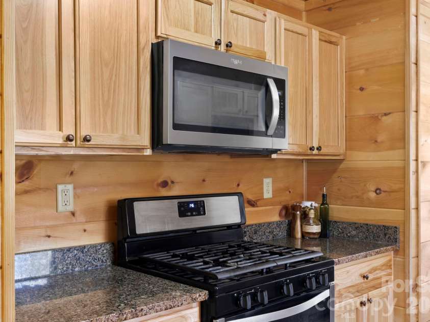 344 Wolf Trail, Lake Lure, NC 28746.  MLS# CAR4399531, YatesRealty ID 4196. 
