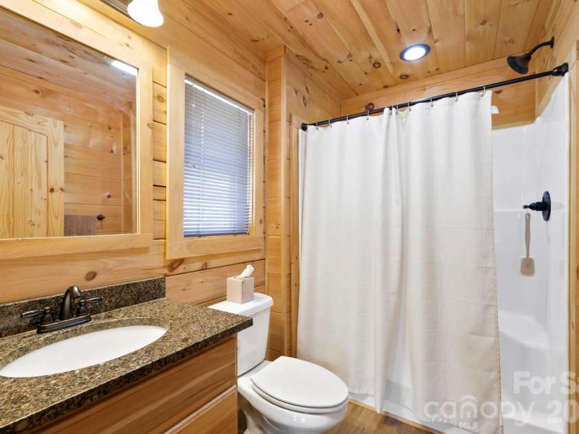 344 Wolf Trail, Lake Lure, NC 28746.  MLS# CAR4399531, YatesRealty ID 4196. 