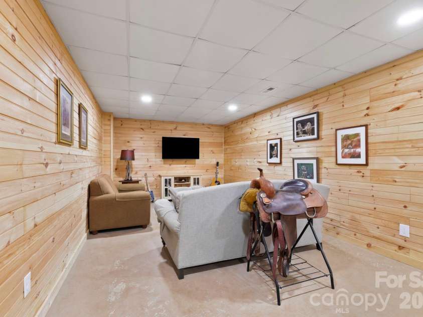 344 Wolf Trail, Lake Lure, NC 28746.  MLS# CAR4399531, YatesRealty ID 4196. 