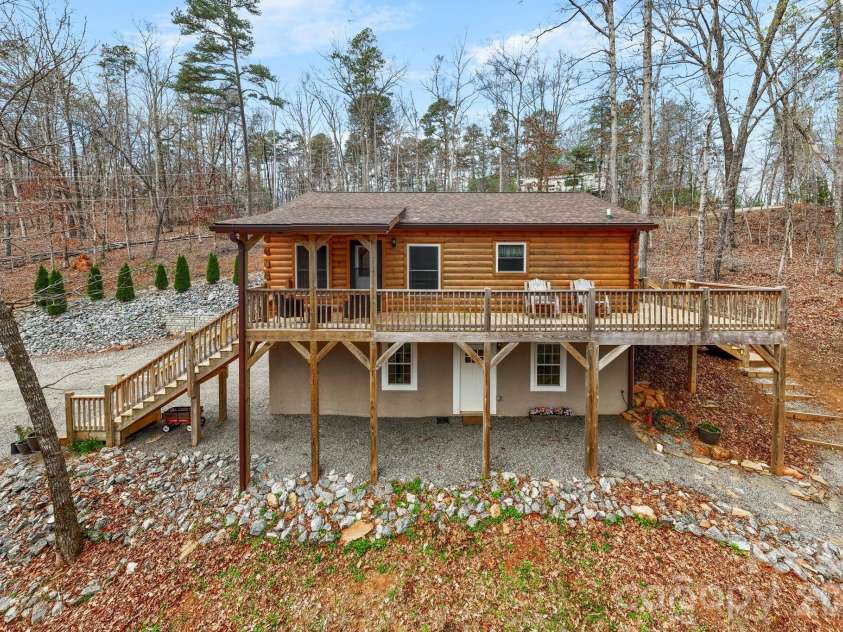 344 Wolf Trail, Lake Lure, NC 28746.  MLS# CAR4399531, YatesRealty ID 4196. 