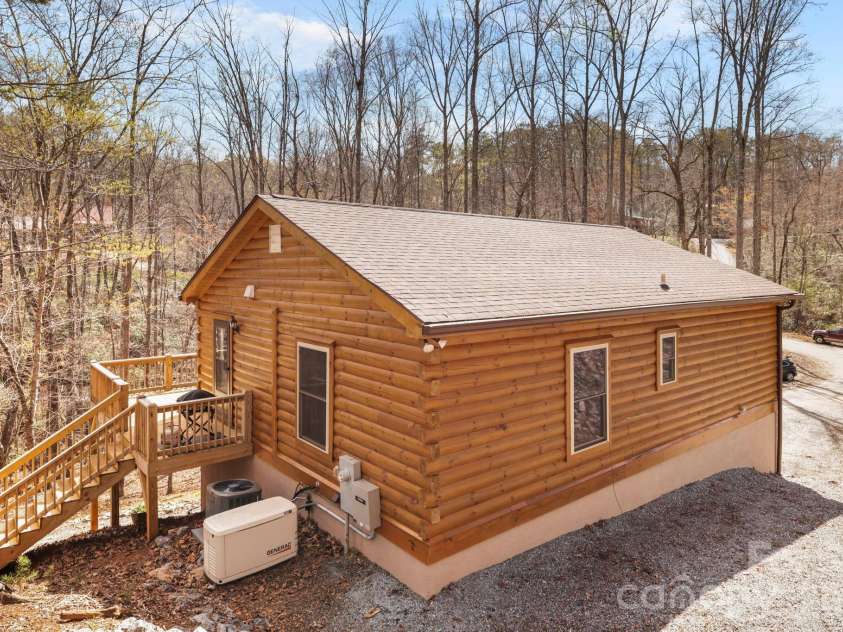 344 Wolf Trail, Lake Lure, NC 28746.  MLS# CAR4399531, YatesRealty ID 4196. 