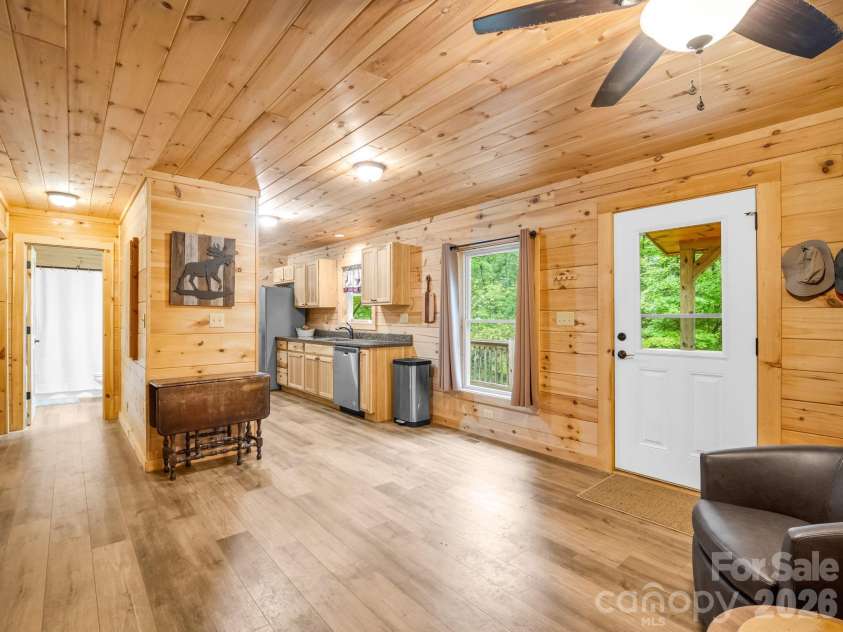 344 Wolf Trail, Lake Lure, NC 28746.  MLS# CAR4424694, YatesRealty ID 4196. 