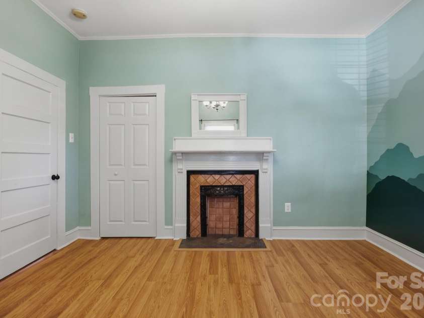 3314 Alexander Street, Charlotte, NC 28205.  MLS# CAR4406971, YatesRealty ID 41960. 