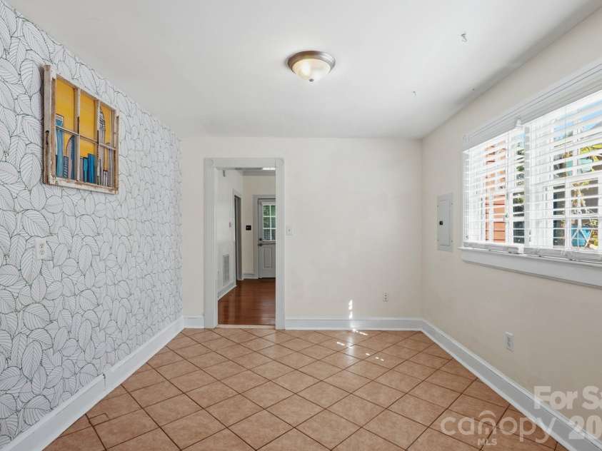3314 Alexander Street, Charlotte, NC 28205.  MLS# CAR4406971, YatesRealty ID 41960. 
