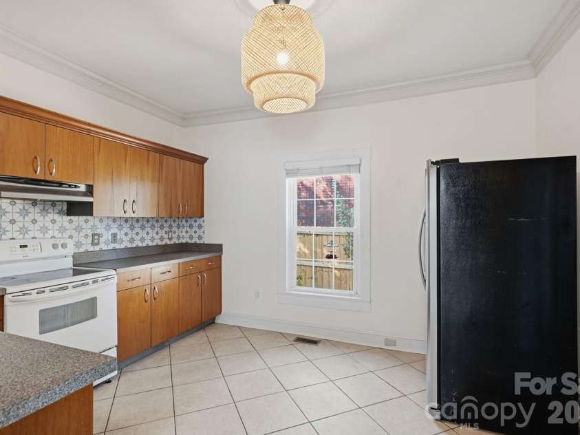 3314 Alexander Street, Charlotte, NC 28205.  MLS# CAR4406971, YatesRealty ID 41960. 