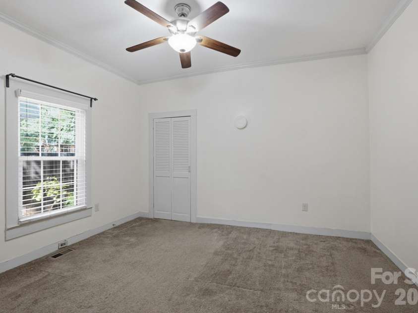 3314 Alexander Street, Charlotte, NC 28205.  MLS# CAR4406971, YatesRealty ID 41960. 
