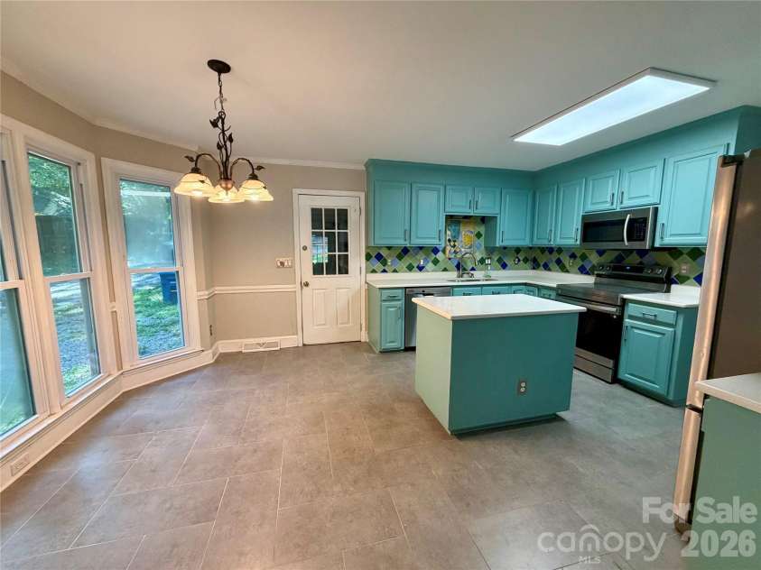5424 Gristmill Lane, Charlotte, NC 28227.  MLS# CAR4410544, YatesRealty ID 41961. 
