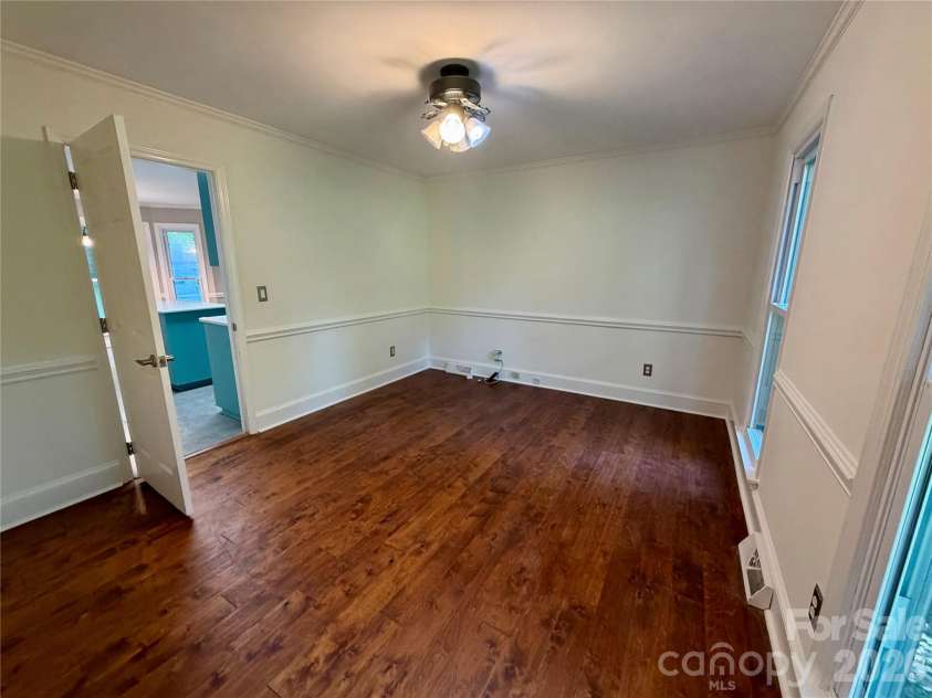 5424 Gristmill Lane, Charlotte, NC 28227.  MLS# CAR4410544, YatesRealty ID 41961. 