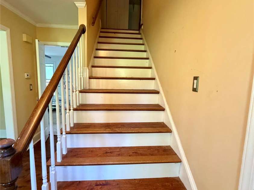 5424 Gristmill Lane, Charlotte, NC 28227.  MLS# CAR4410544, YatesRealty ID 41961. 