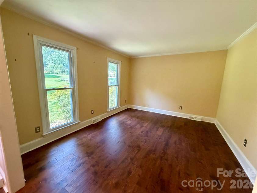 5424 Gristmill Lane, Charlotte, NC 28227.  MLS# CAR4410544, YatesRealty ID 41961. 