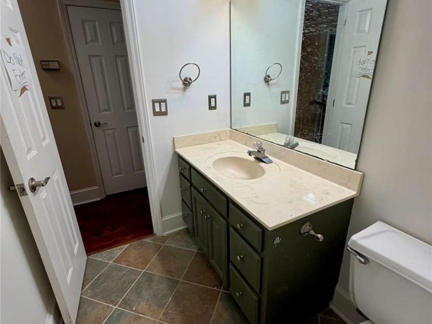 5424 Gristmill Lane, Charlotte, NC 28227.  MLS# CAR4410544, YatesRealty ID 41961. 