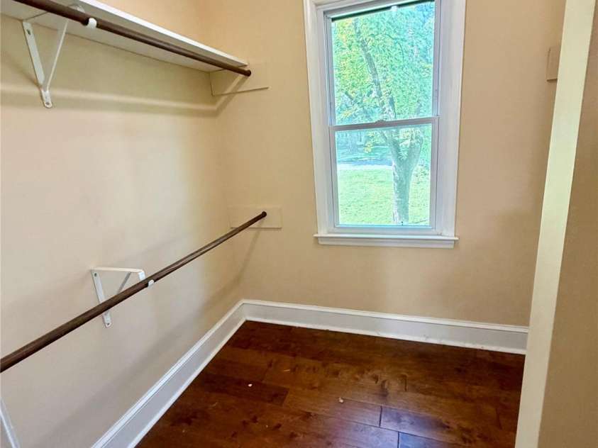 5424 Gristmill Lane, Charlotte, NC 28227.  MLS# CAR4410544, YatesRealty ID 41961. 