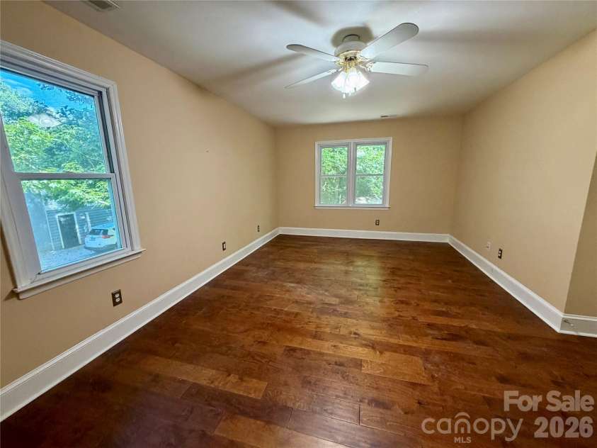 5424 Gristmill Lane, Charlotte, NC 28227.  MLS# CAR4410544, YatesRealty ID 41961. 