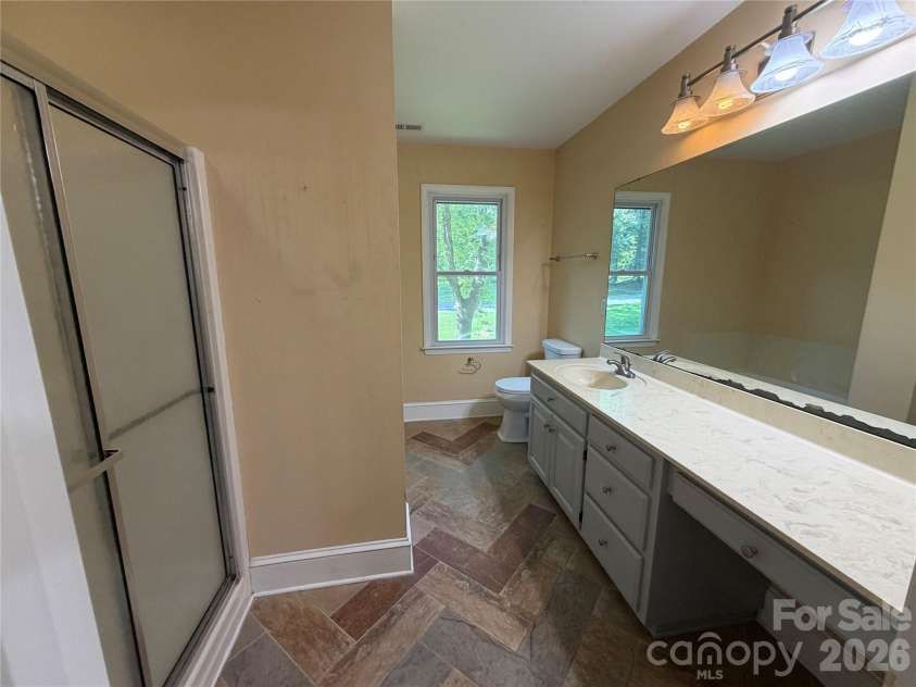 5424 Gristmill Lane, Charlotte, NC 28227.  MLS# CAR4410544, YatesRealty ID 41961. 