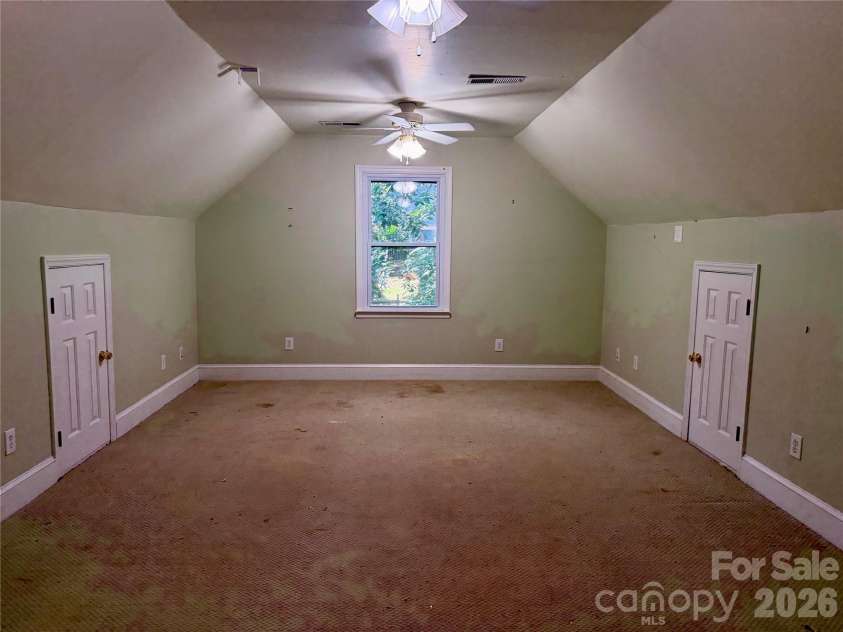 5424 Gristmill Lane, Charlotte, NC 28227.  MLS# CAR4410544, YatesRealty ID 41961. 