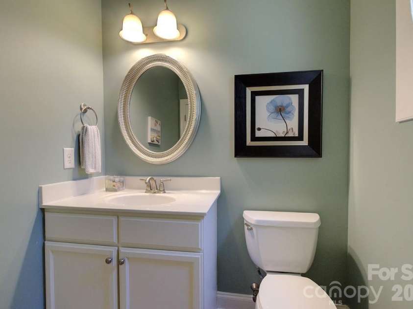212 Tall Timbers Trail, Hendersonville, NC 28792.  MLS# CAR4410837, YatesRealty ID 41964. 