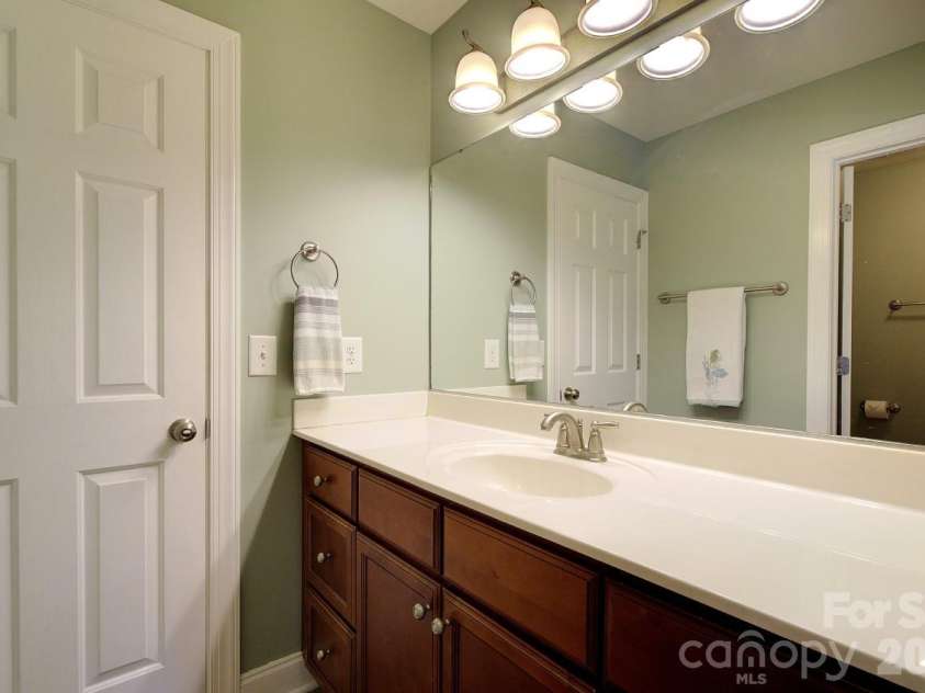 212 Tall Timbers Trail, Hendersonville, NC 28792.  MLS# CAR4410837, YatesRealty ID 41964. 
