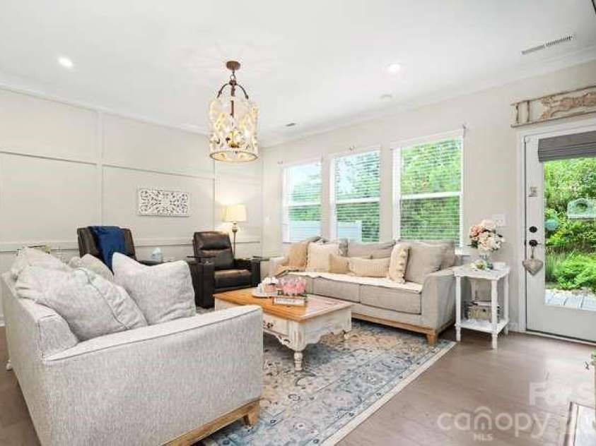 534 MADISON FALLS Court, Fort Mill, SC 29708.  MLS# CAR4405695, YatesRealty ID 41965. 