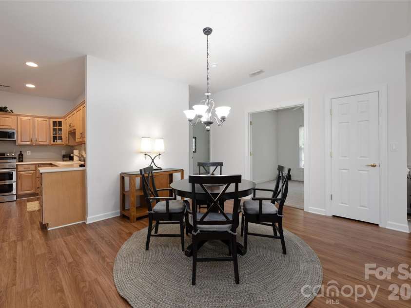 14617 Penmore Lane, Charlotte, NC 28269.  MLS# CAR4407529, YatesRealty ID 41966. 