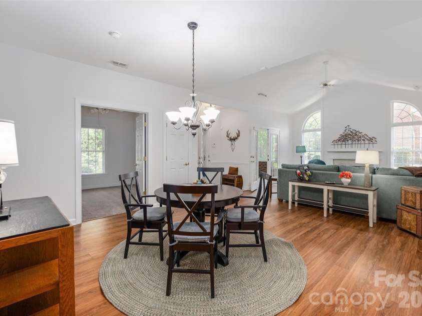 14617 Penmore Lane, Charlotte, NC 28269.  MLS# CAR4407529, YatesRealty ID 41966. 
