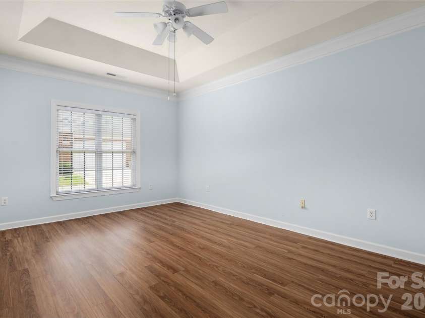 14617 Penmore Lane, Charlotte, NC 28269.  MLS# CAR4407529, YatesRealty ID 41966. 