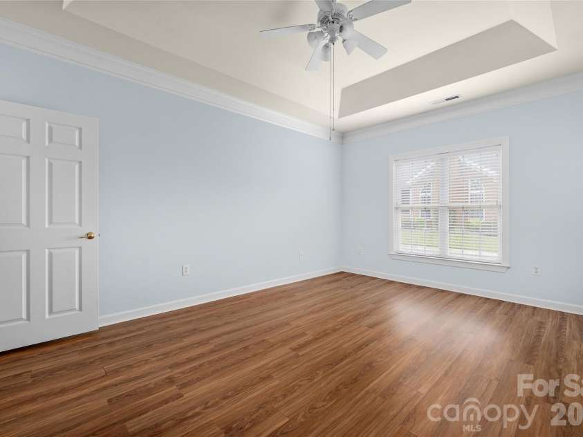 14617 Penmore Lane, Charlotte, NC 28269.  MLS# CAR4407529, YatesRealty ID 41966. 